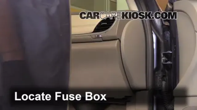 2013 Chevrolet Traverse LS 3.6L V6 Fusible (interior) Cambio